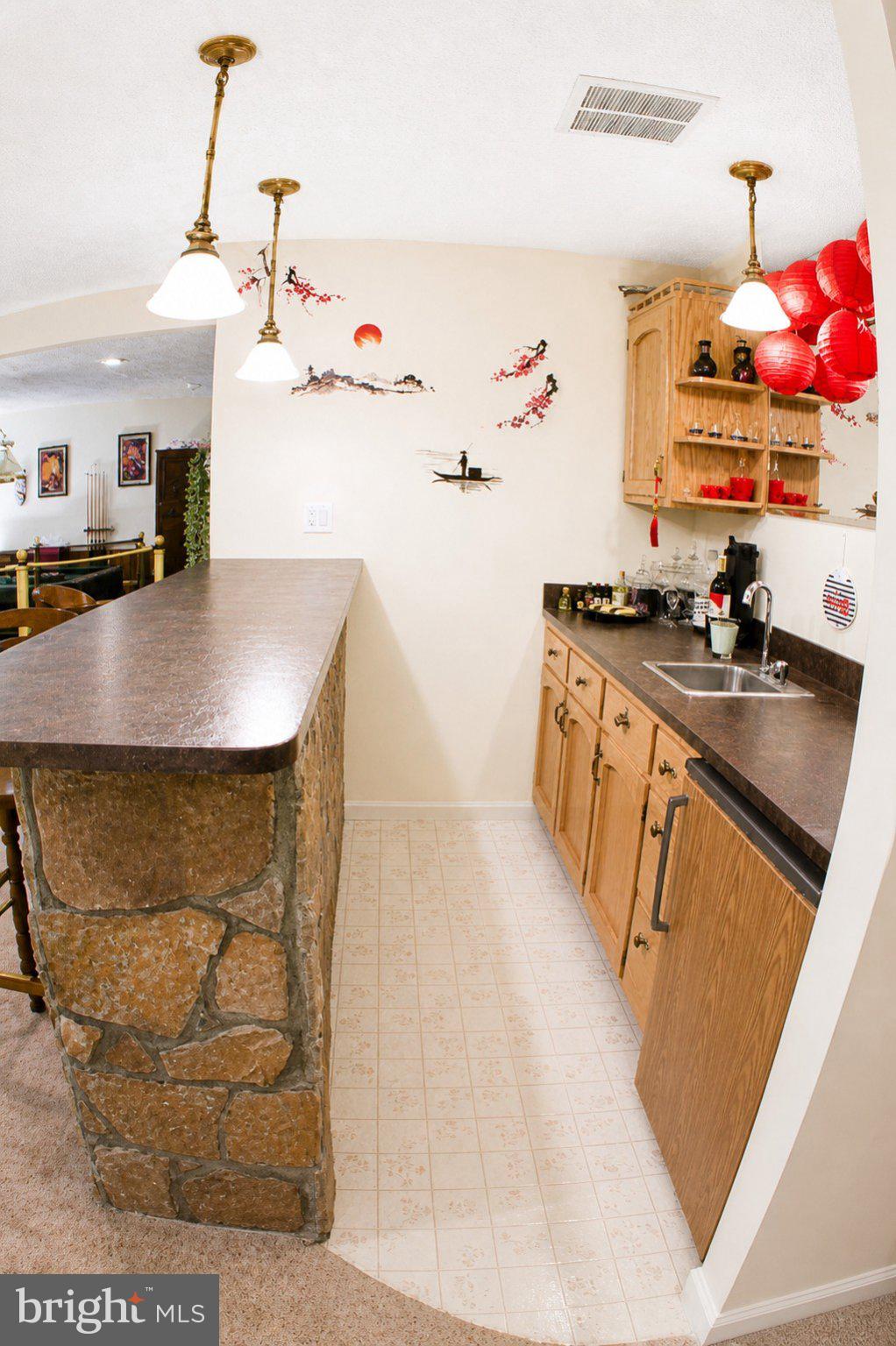 8809 DOVE DRIVE