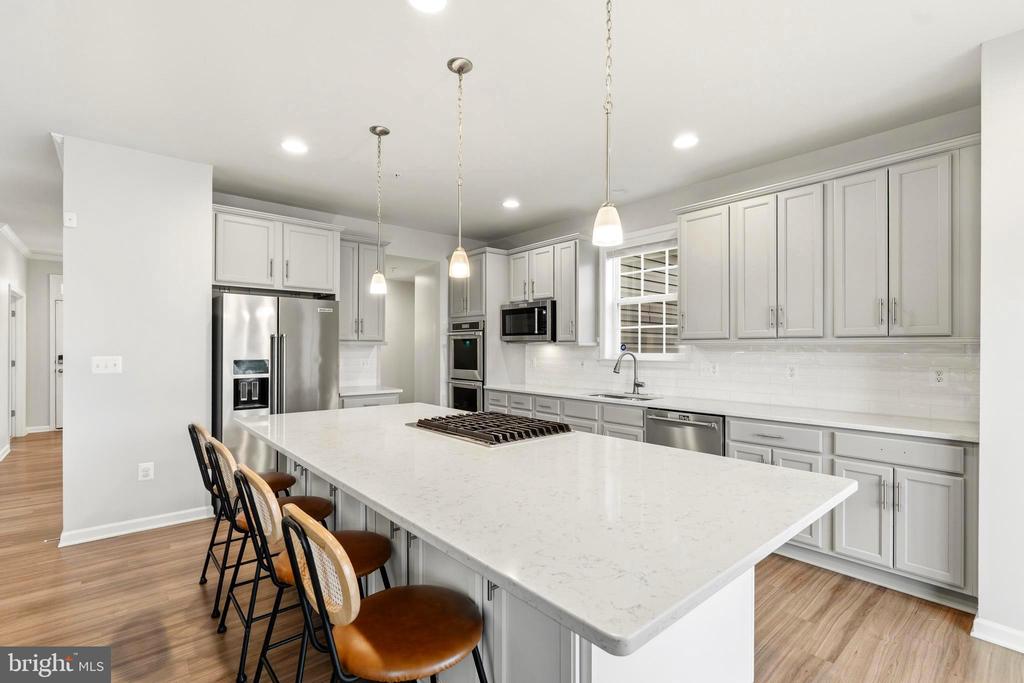 2413 BELDEN LANE