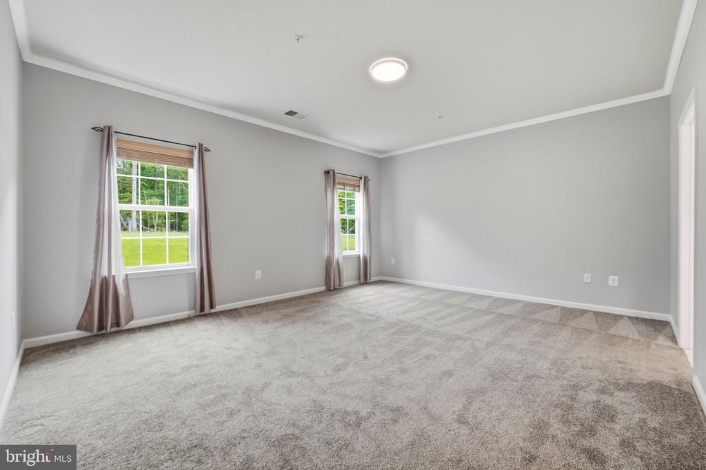 4873 PEPPERWOOD COURT