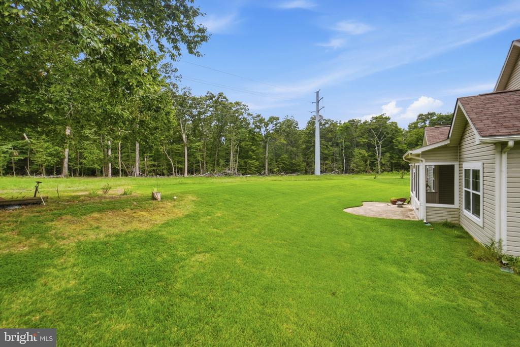 4873 PEPPERWOOD COURT