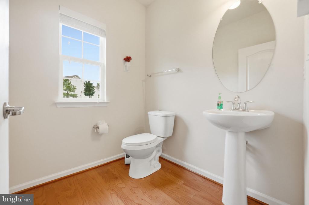 4873 PEPPERWOOD COURT