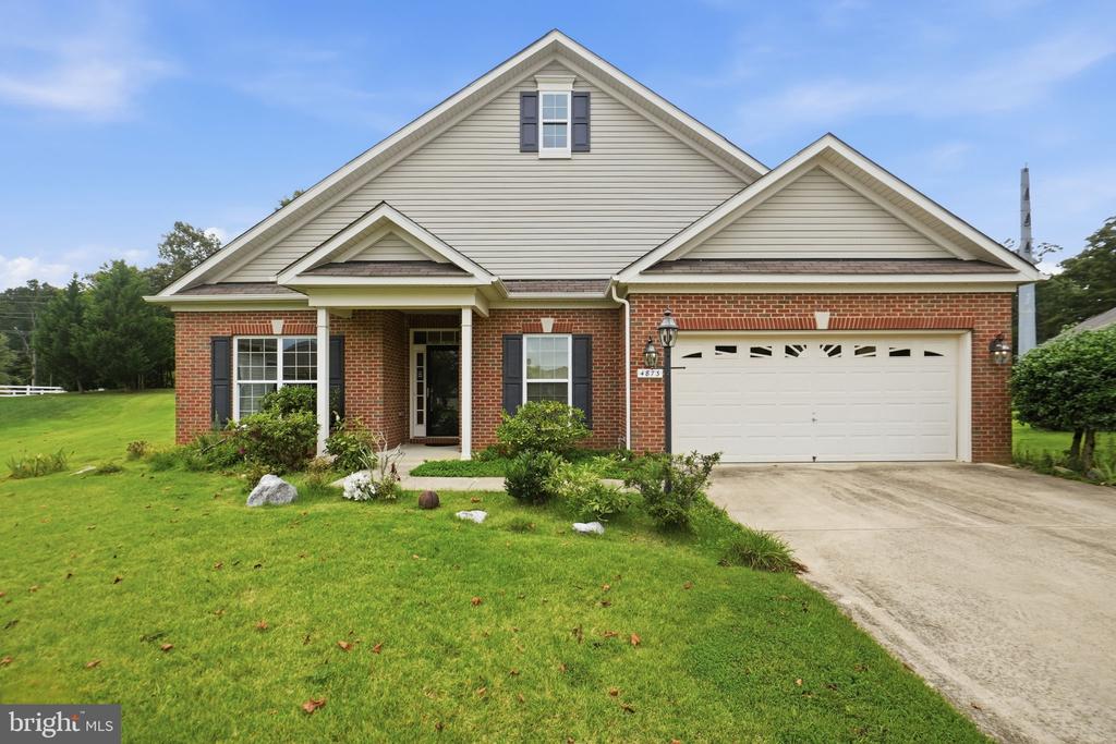 4873 PEPPERWOOD COURT
