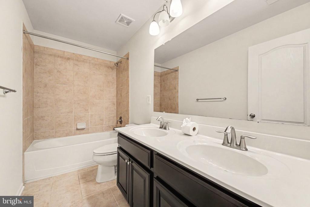 2832 COPPERSMITH PLACE