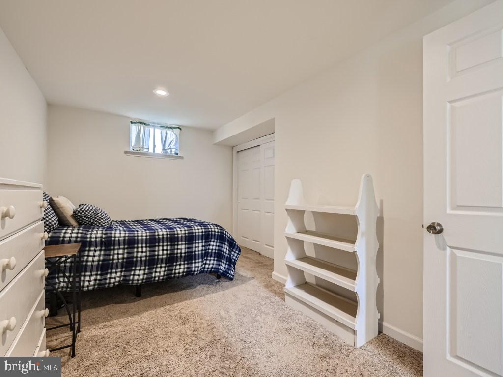 542 CROSSBRIDGE DRIVE