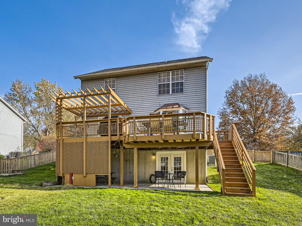 542 CROSSBRIDGE DRIVE