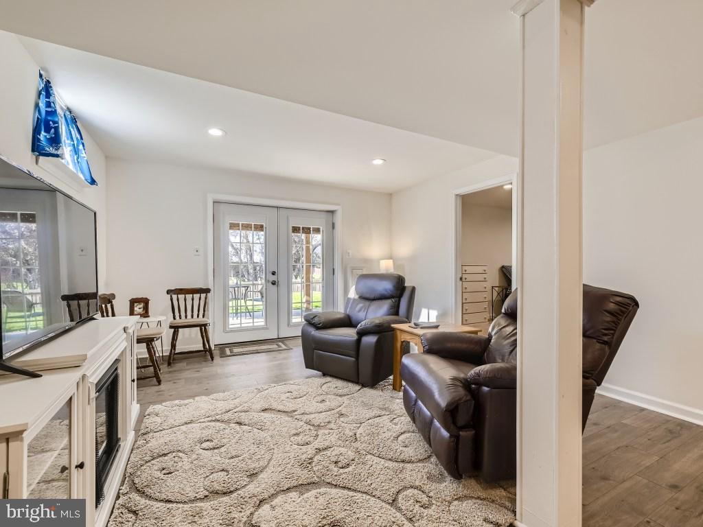 542 CROSSBRIDGE DRIVE