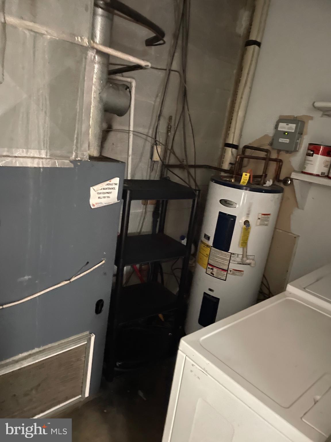1276 PINCH VALLEY ROAD GARAGE APT