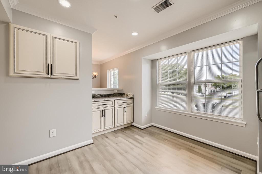 678 BOXWOOD DRIVE