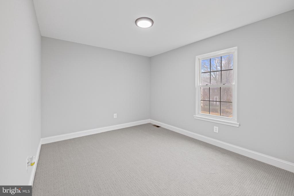 808 TRAPPER COURT