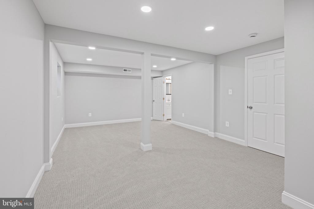 808 TRAPPER COURT