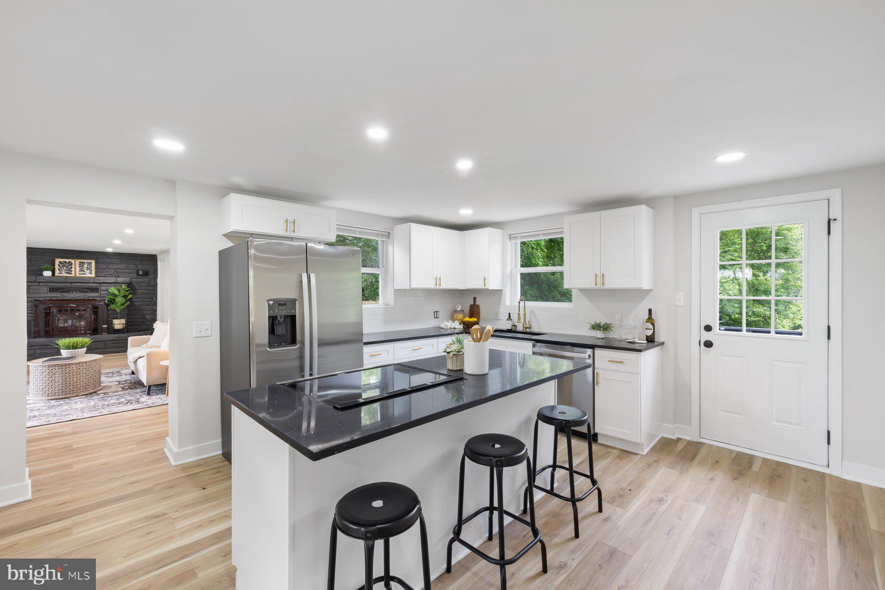 1024 CHERRYTOWN ROAD