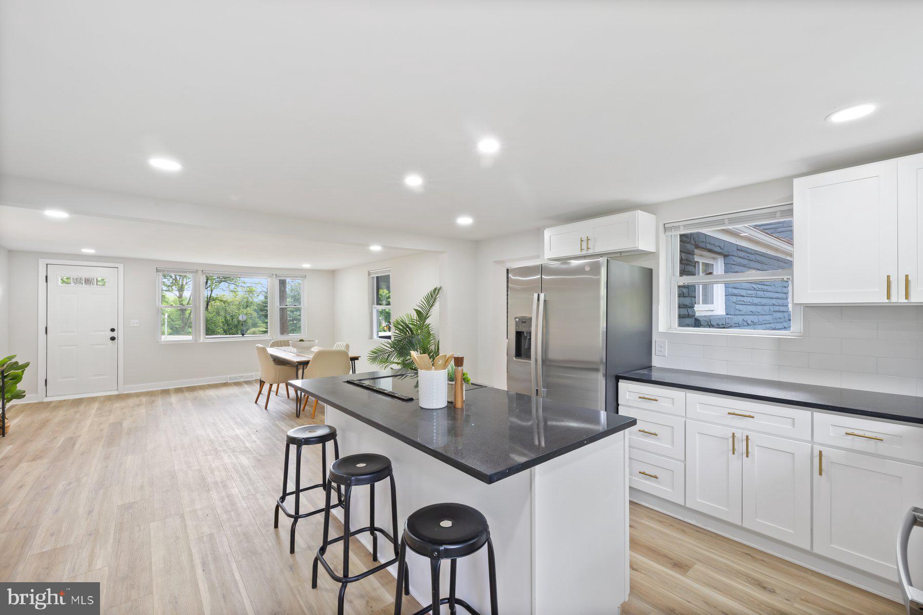 1024 CHERRYTOWN ROAD