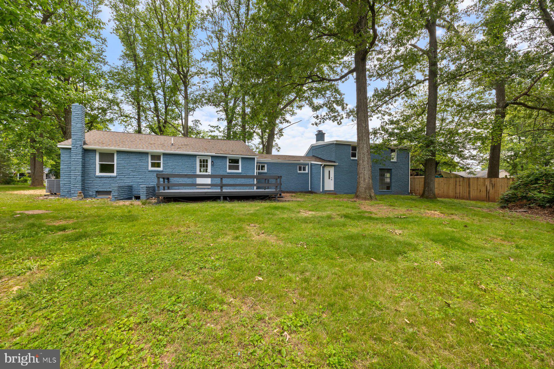 1024 CHERRYTOWN ROAD