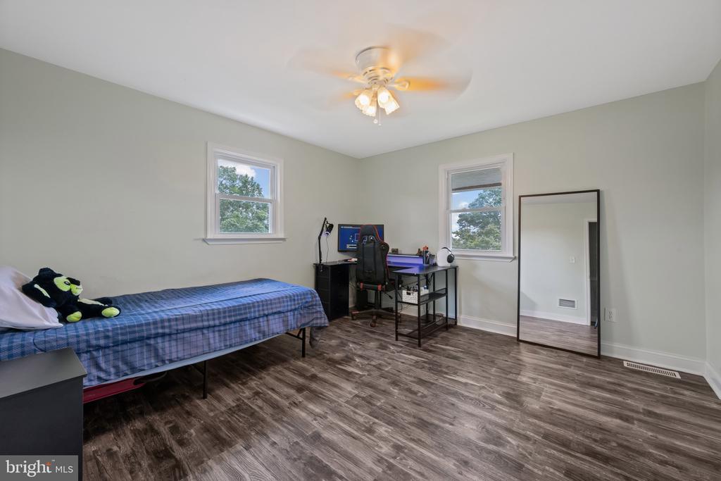 108 TAFT TERRACE