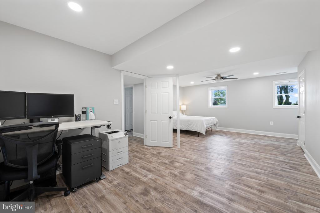 108 TAFT TERRACE