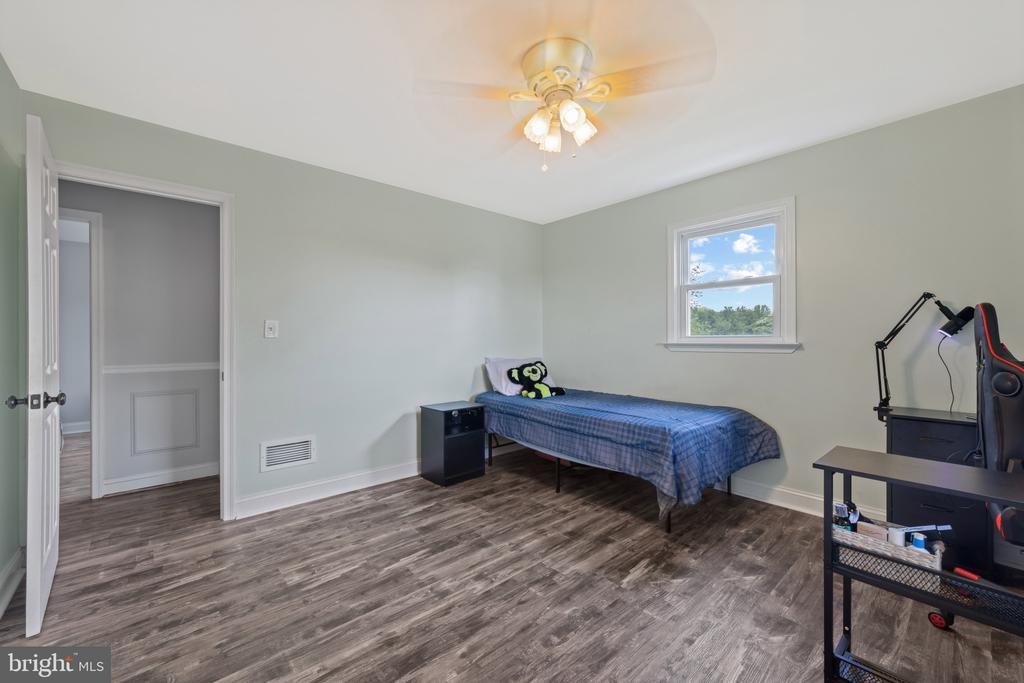 108 TAFT TERRACE