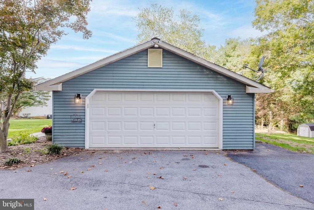 302 AVALON LANE