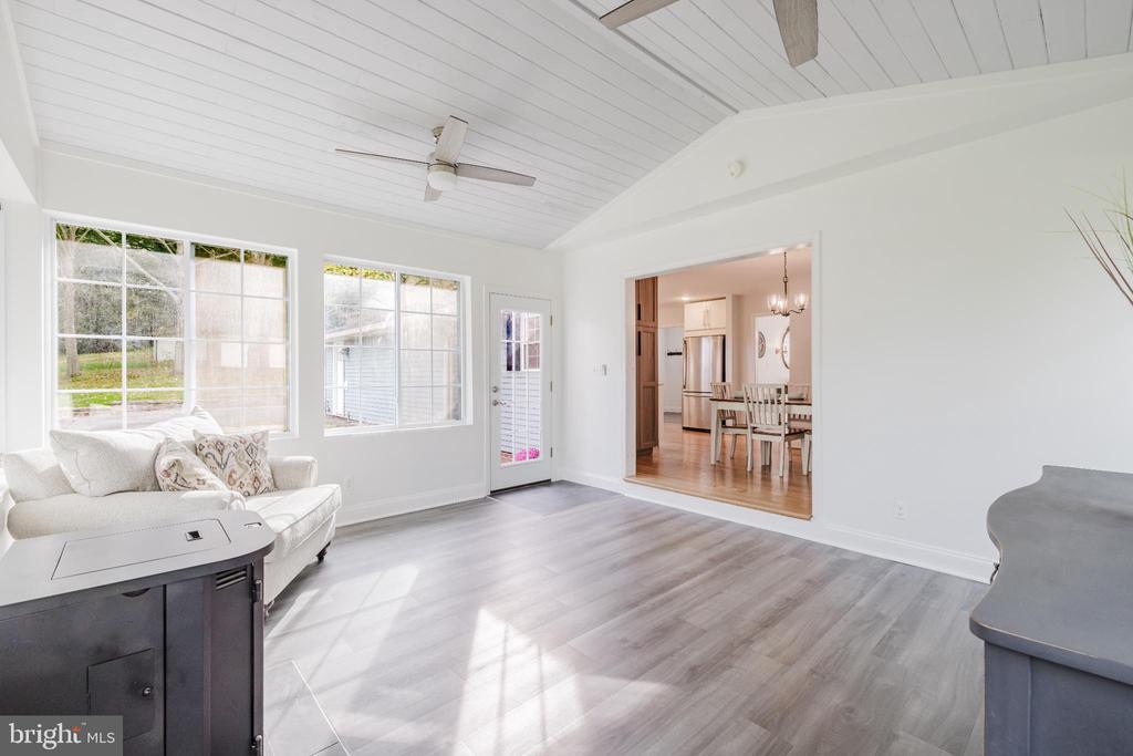 302 AVALON LANE