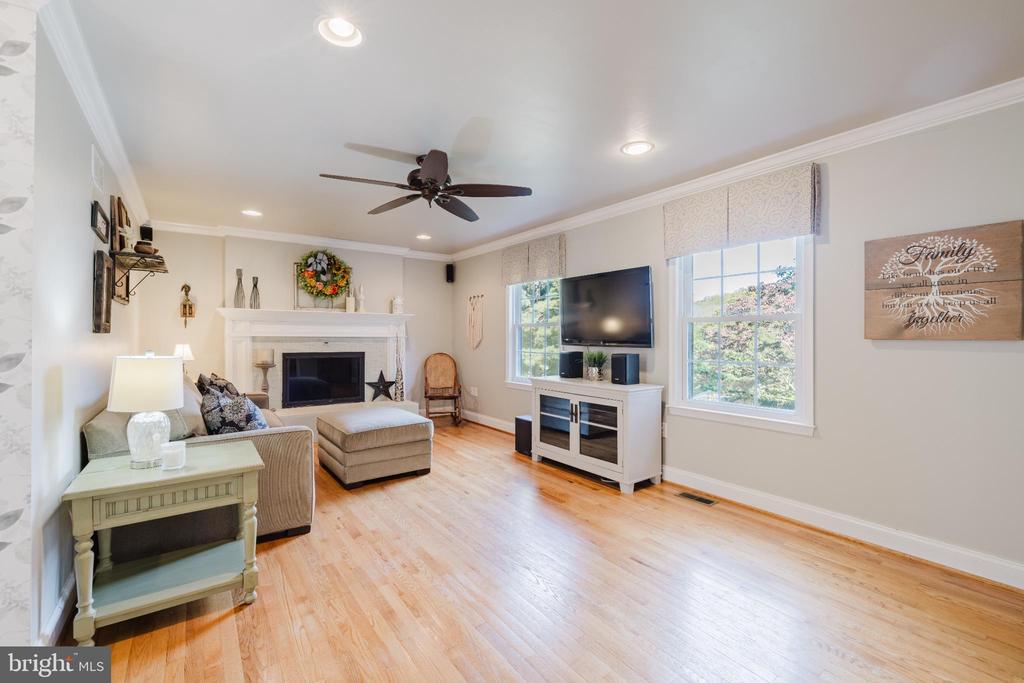 302 AVALON LANE
