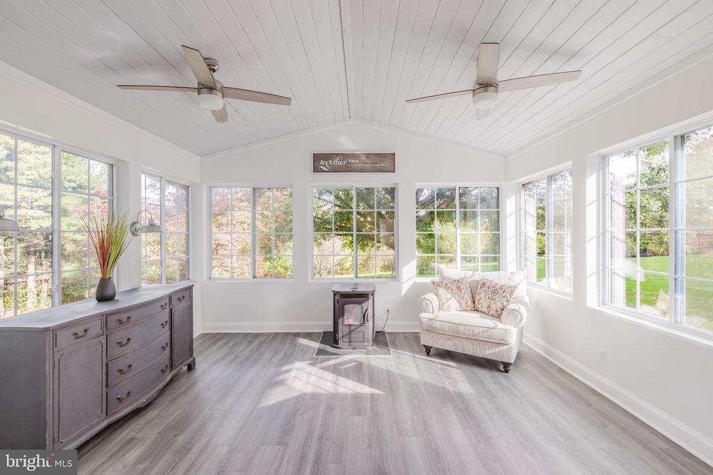 302 AVALON LANE