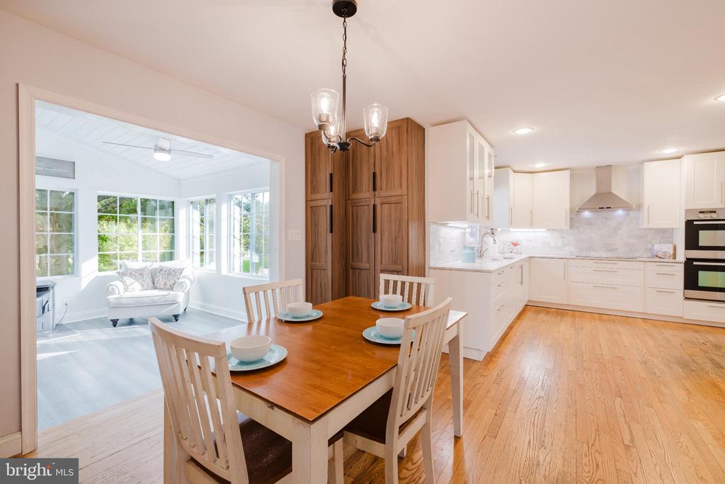 302 AVALON LANE
