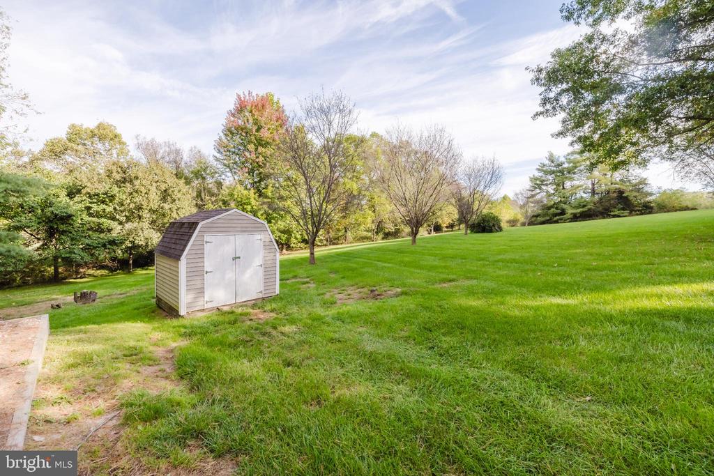 302 AVALON LANE