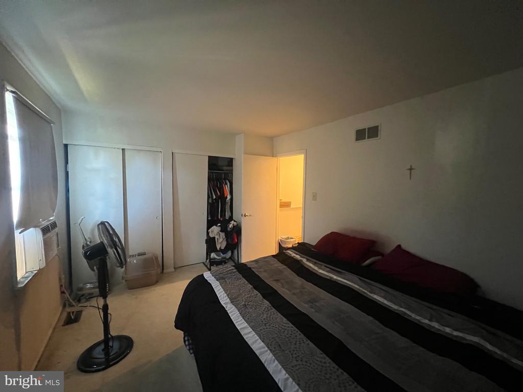 4302 SYCAMORE DRIVE
