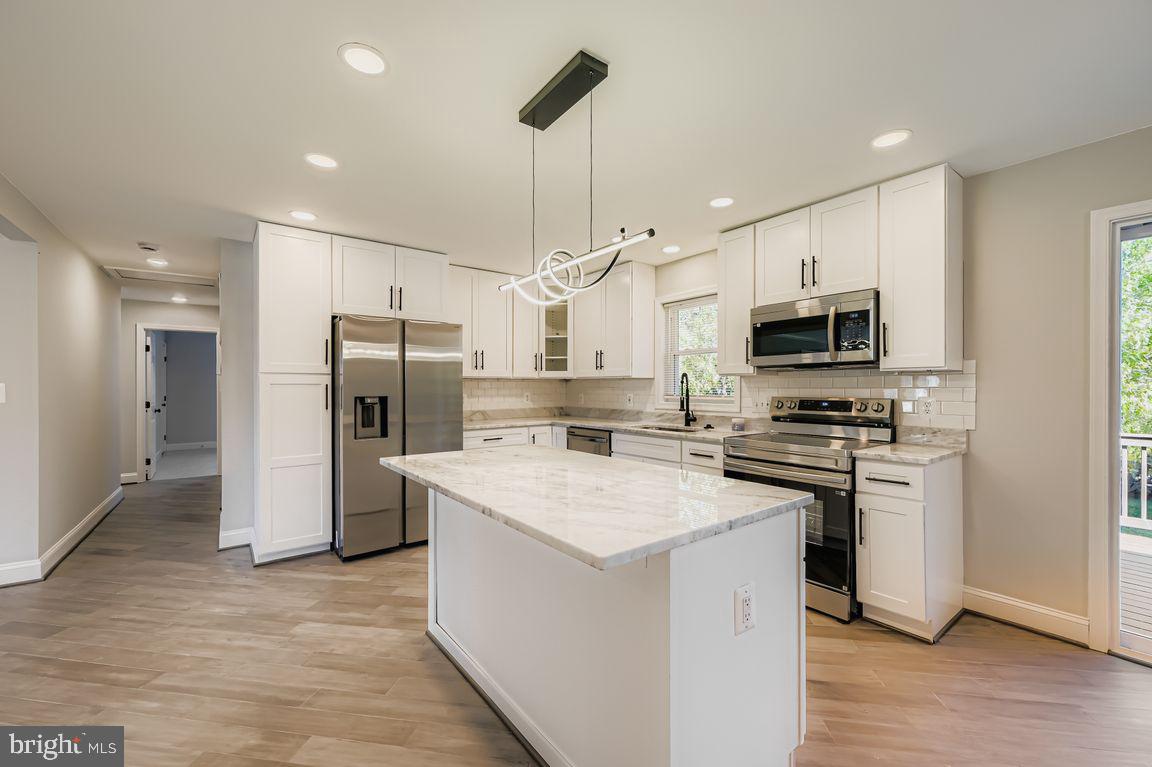 1217 RANDOM RIDGE ROAD