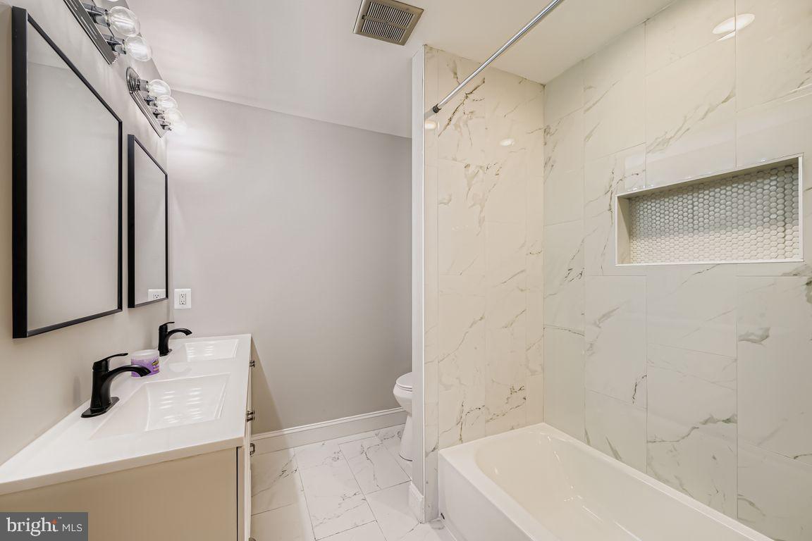 1217 RANDOM RIDGE ROAD