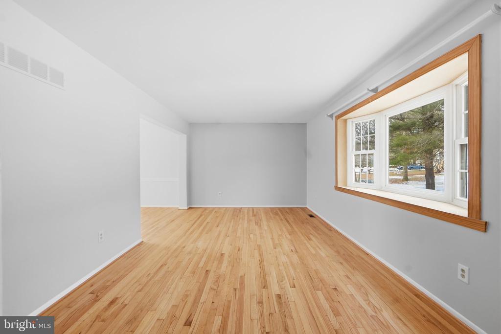 2315 SANDEL LANE