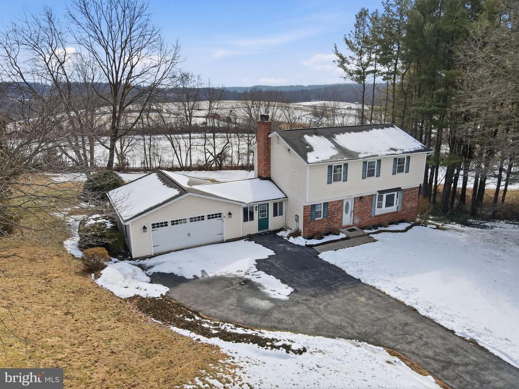 2315 SANDEL LANE