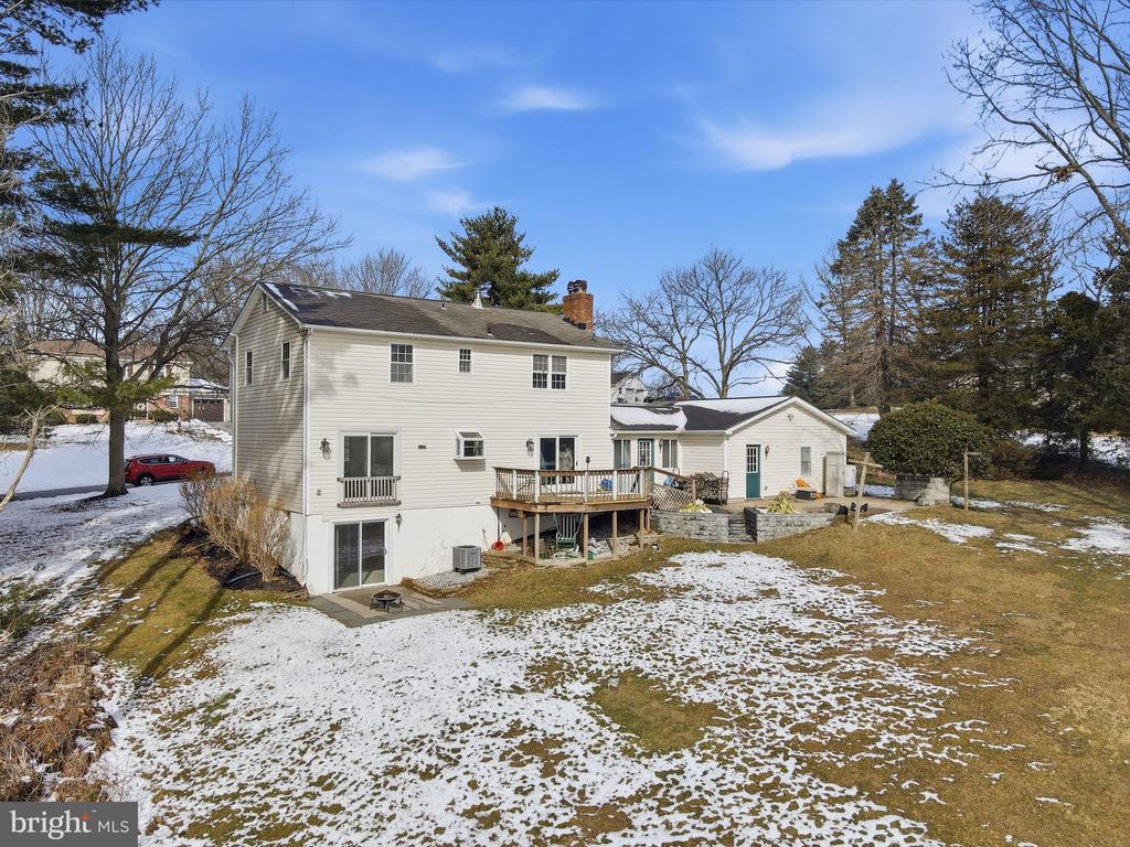 2315 SANDEL LANE