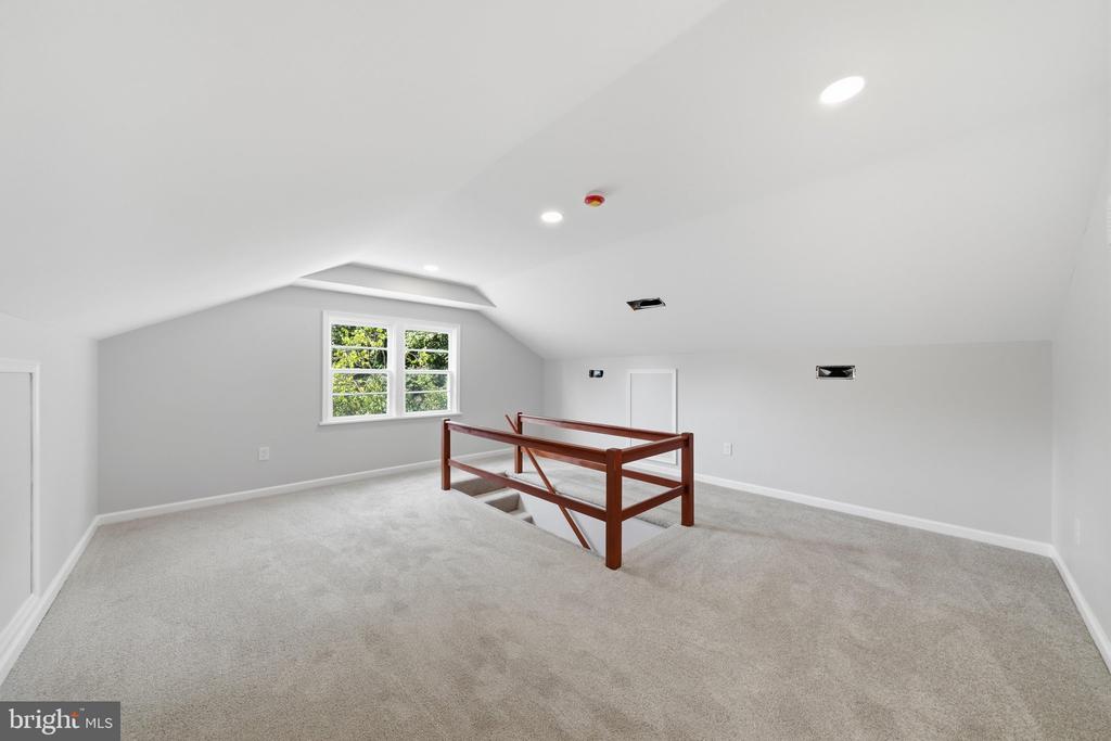 118 CITY VIEW AVENUE