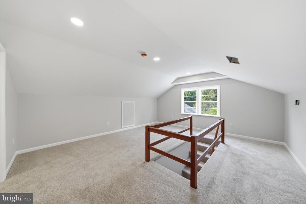 118 CITY VIEW AVENUE