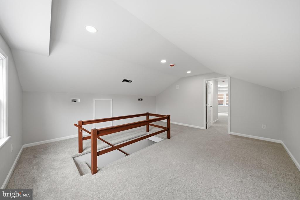118 CITY VIEW AVENUE