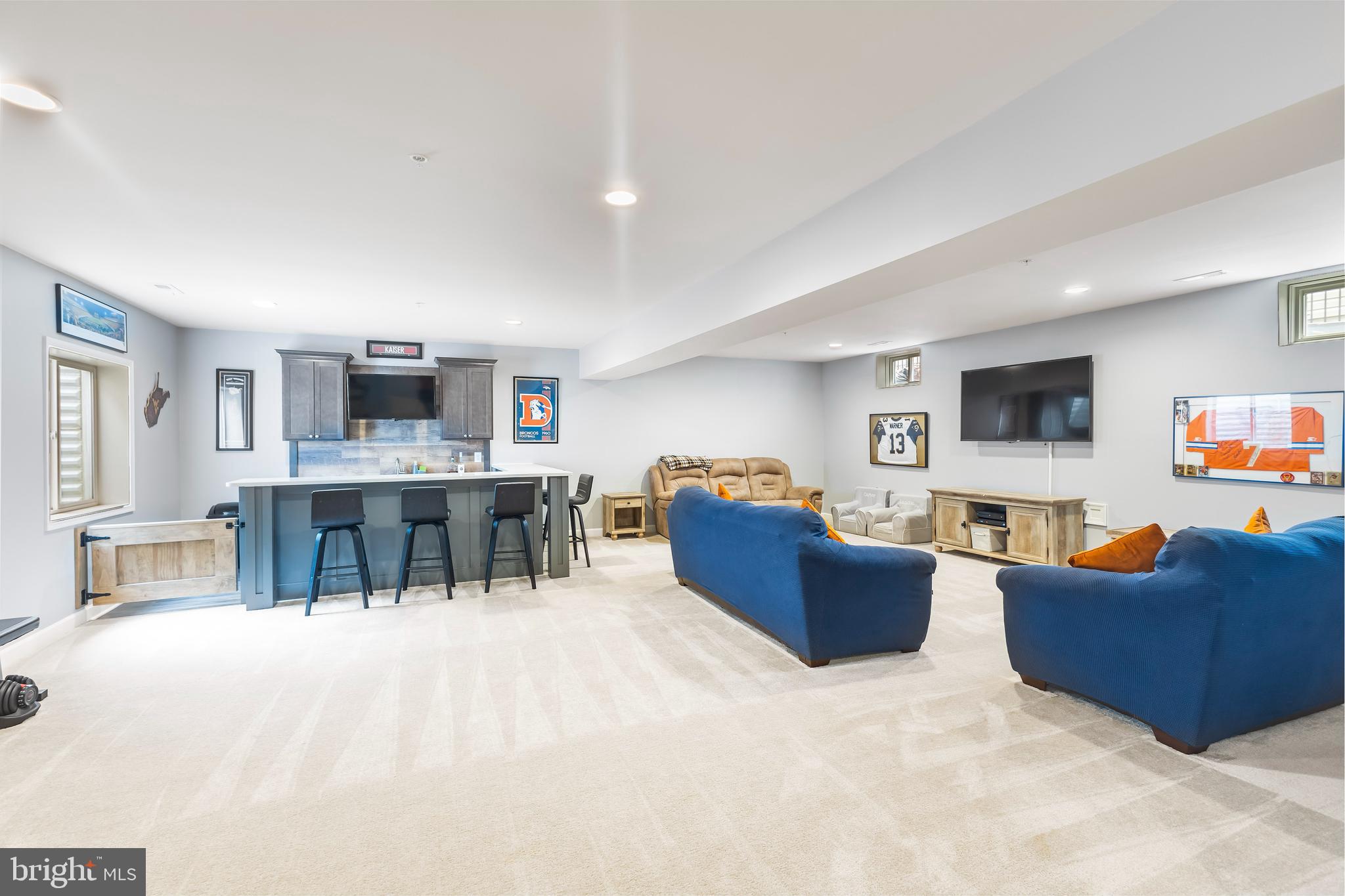 4347 LANDSDALE BOULEVARD