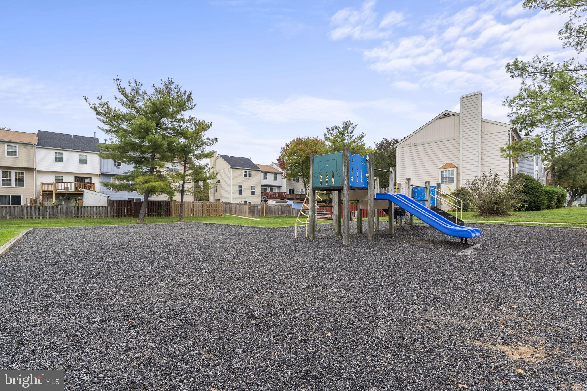 430 SHANNON COURT