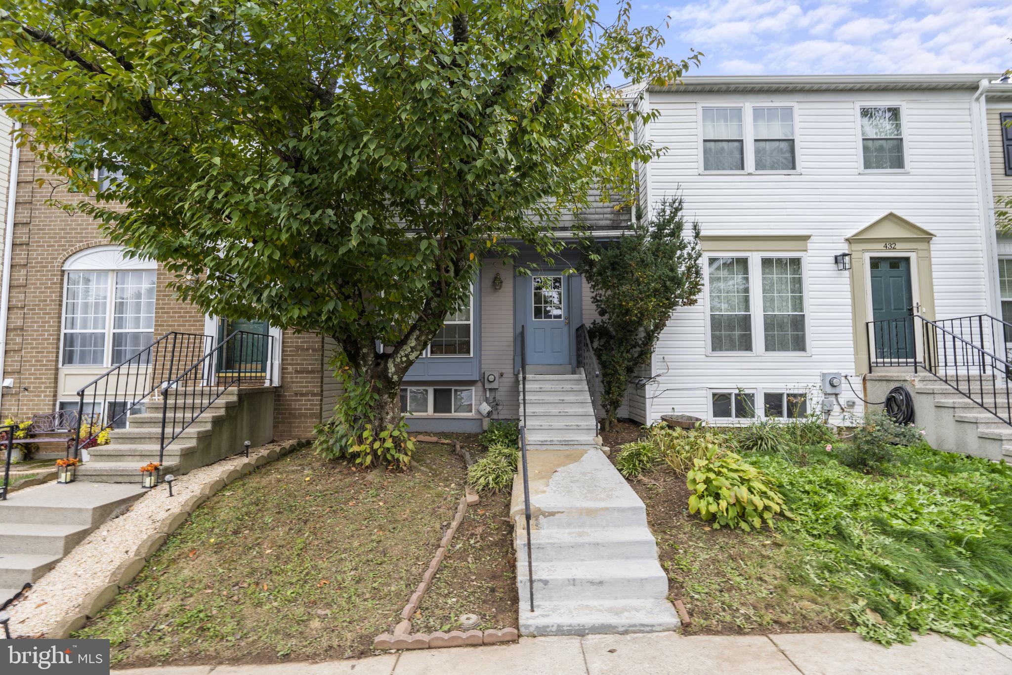 430 SHANNON COURT
