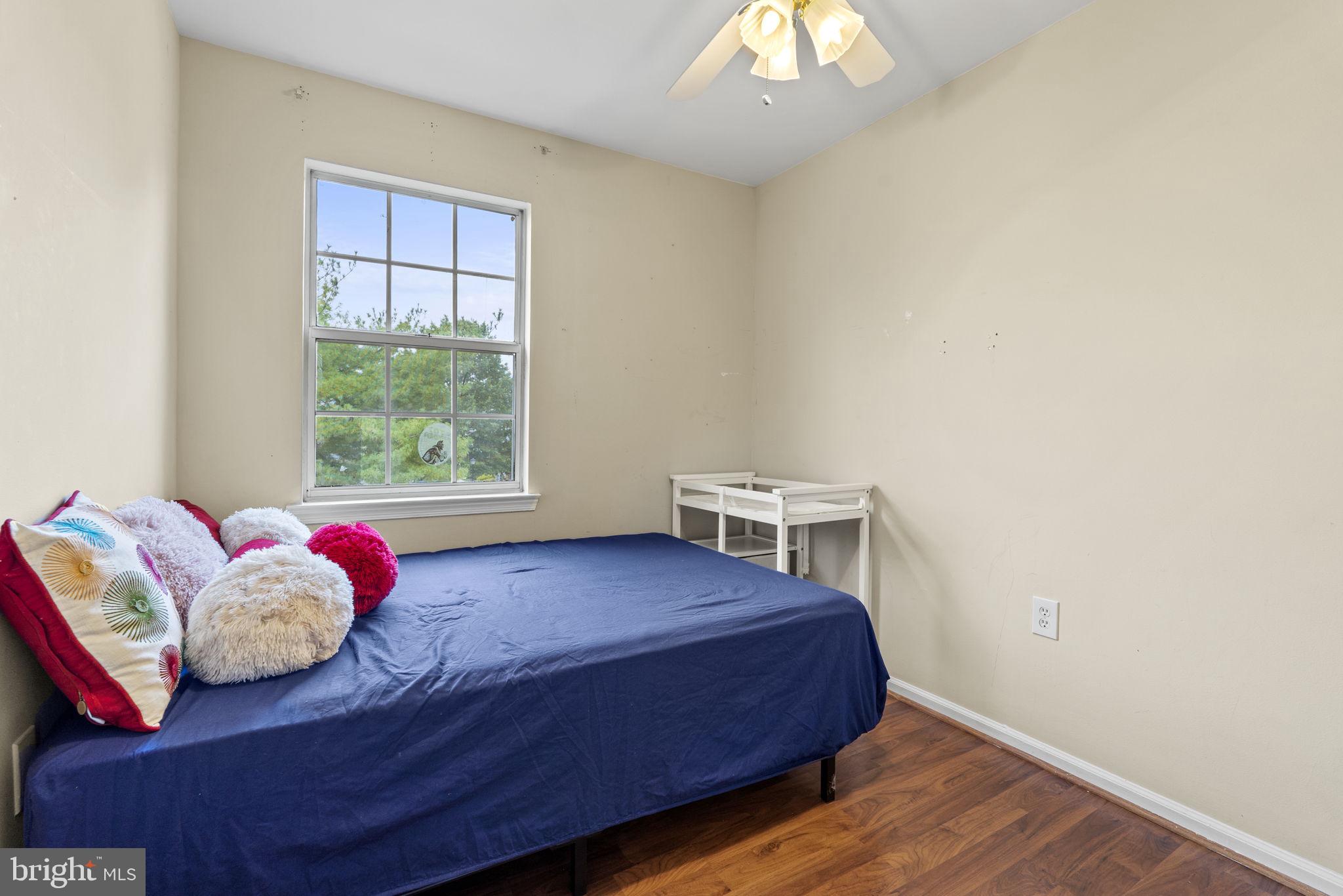 430 SHANNON COURT
