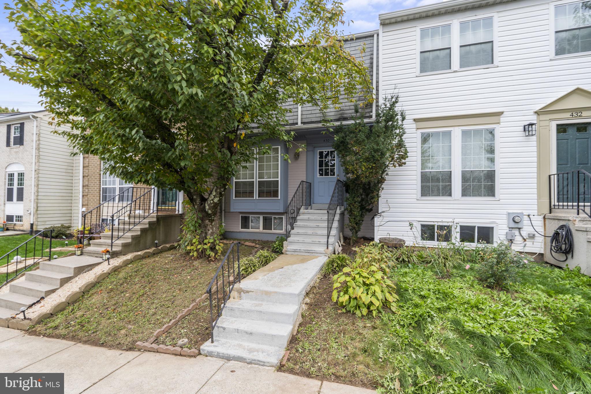 430 SHANNON COURT