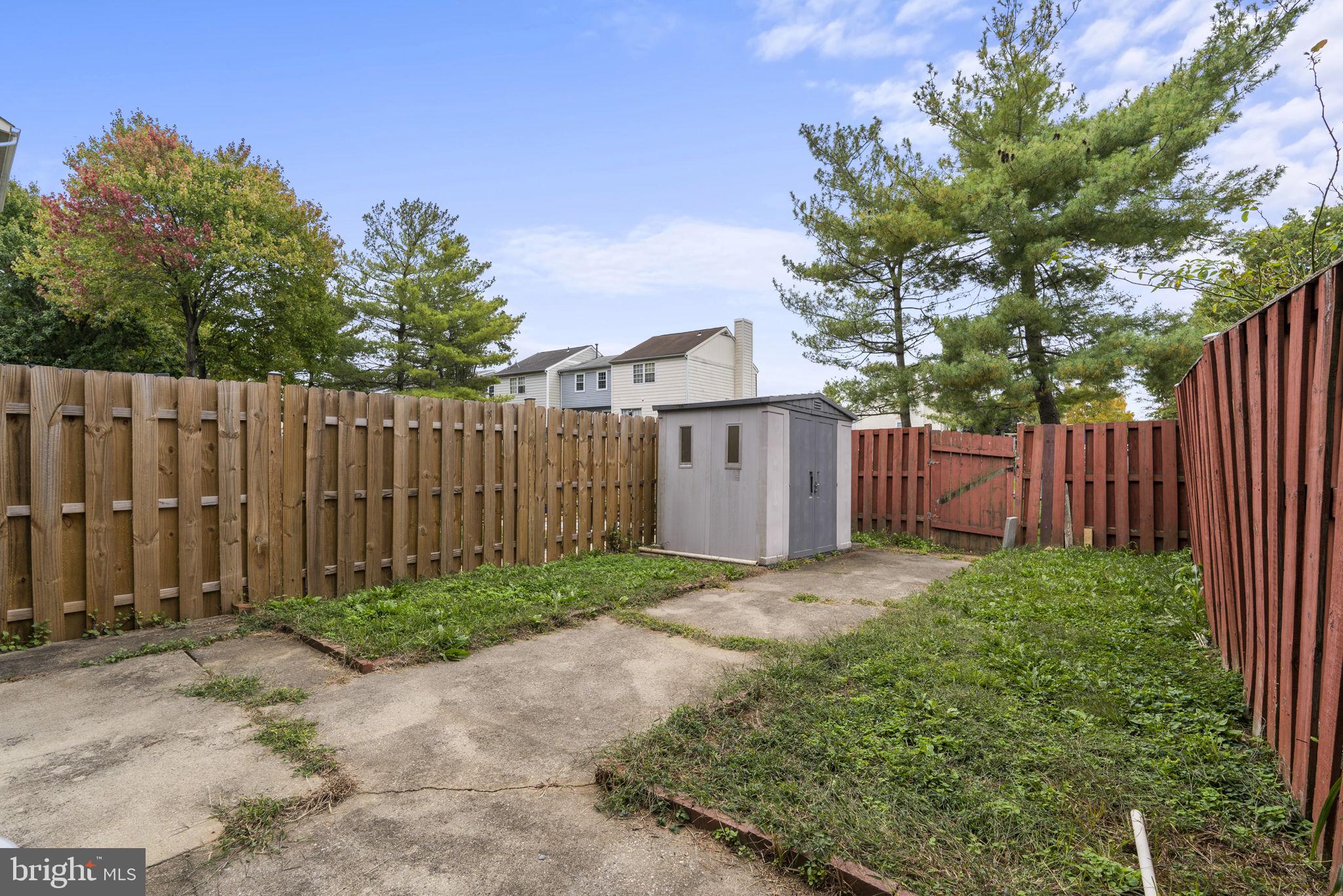 430 SHANNON COURT