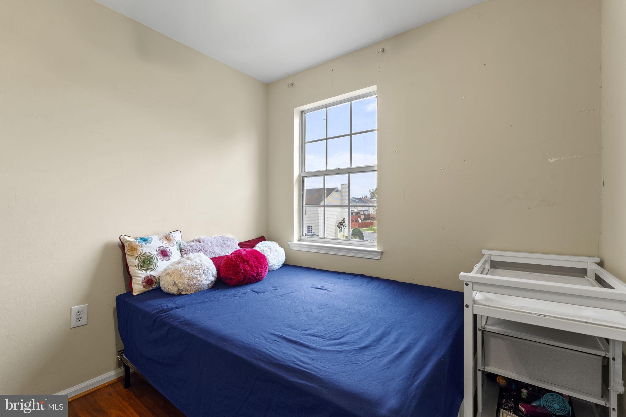 430 SHANNON COURT