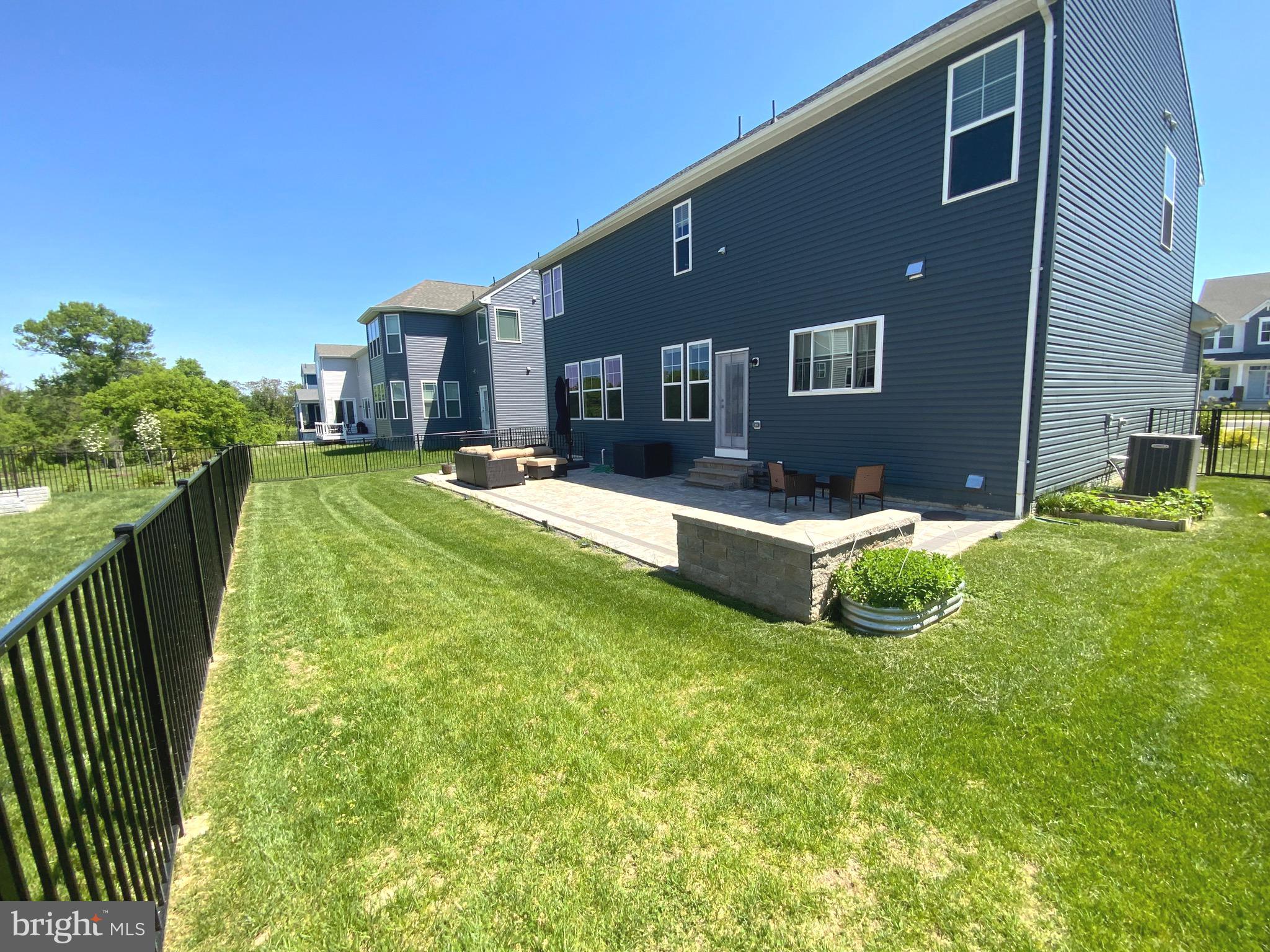 5763 HAWK RIDGE ROAD