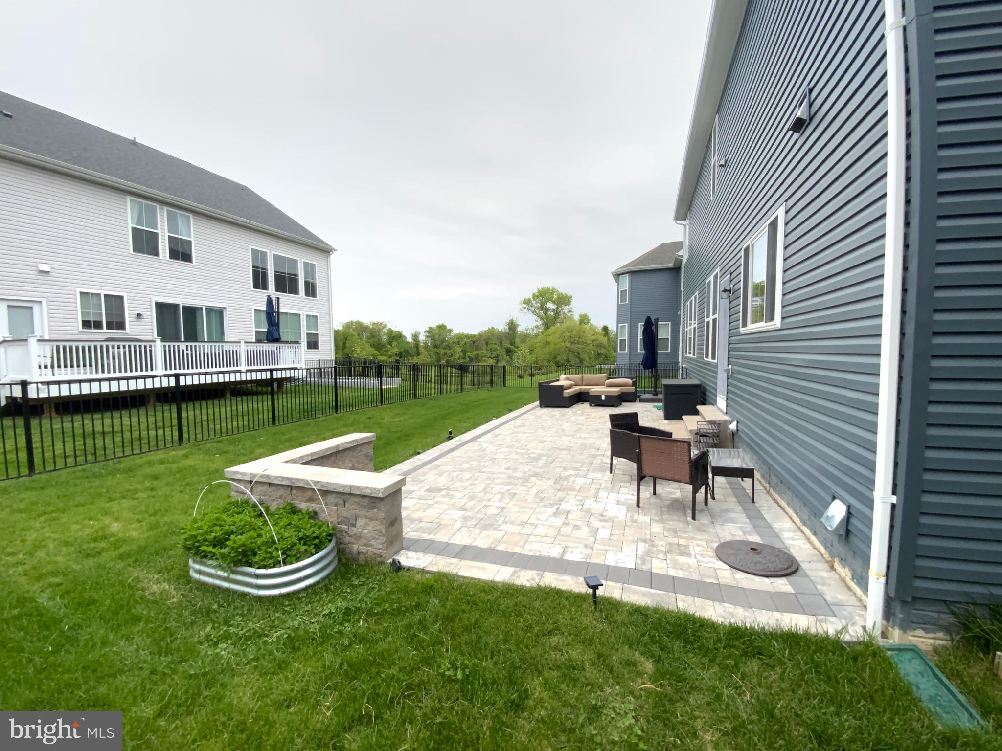 5763 HAWK RIDGE ROAD