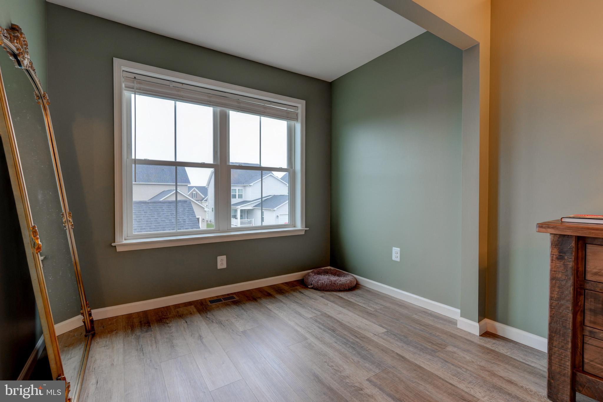 1309 PEDIGREE STREET