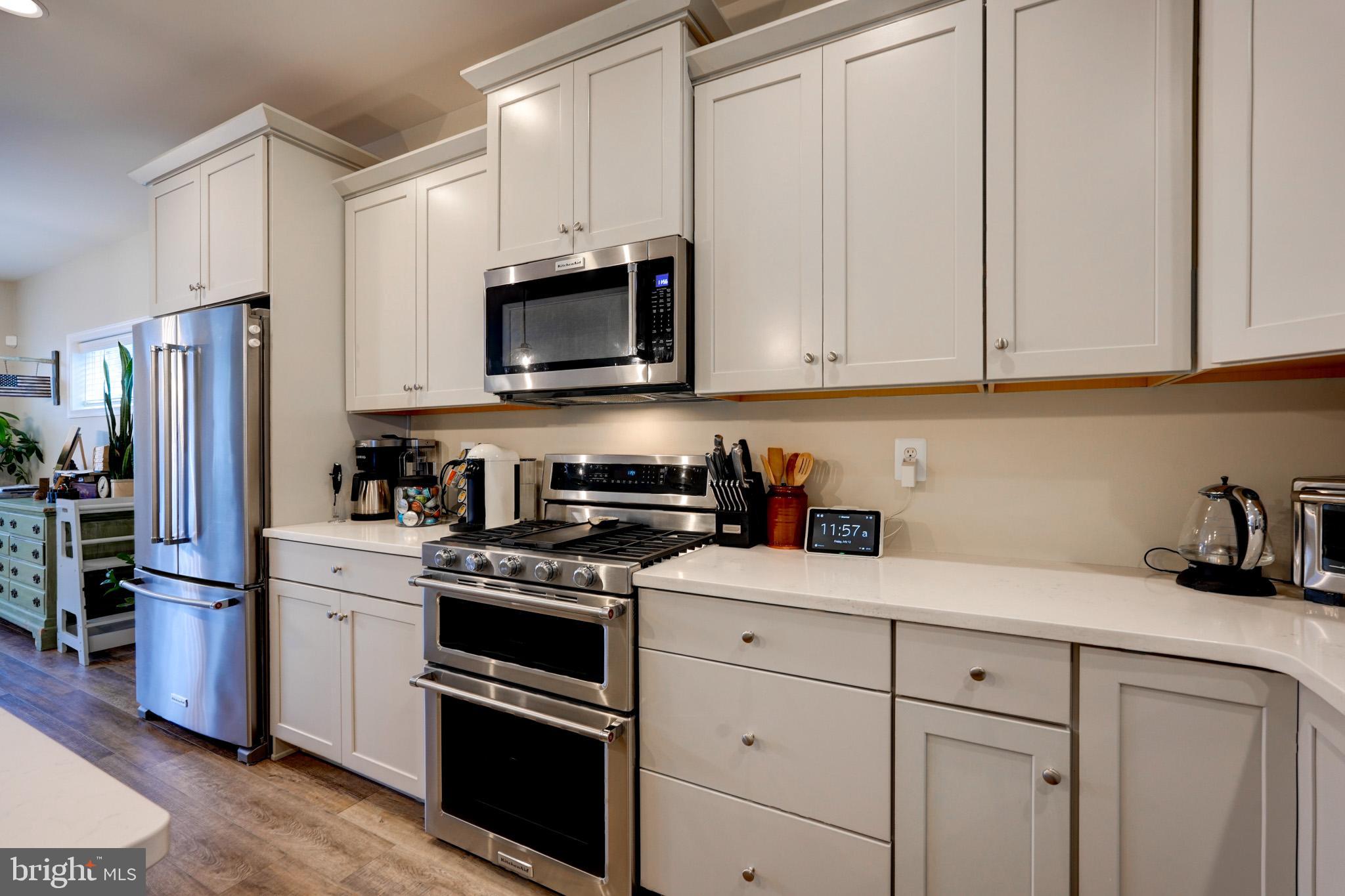 1309 PEDIGREE STREET