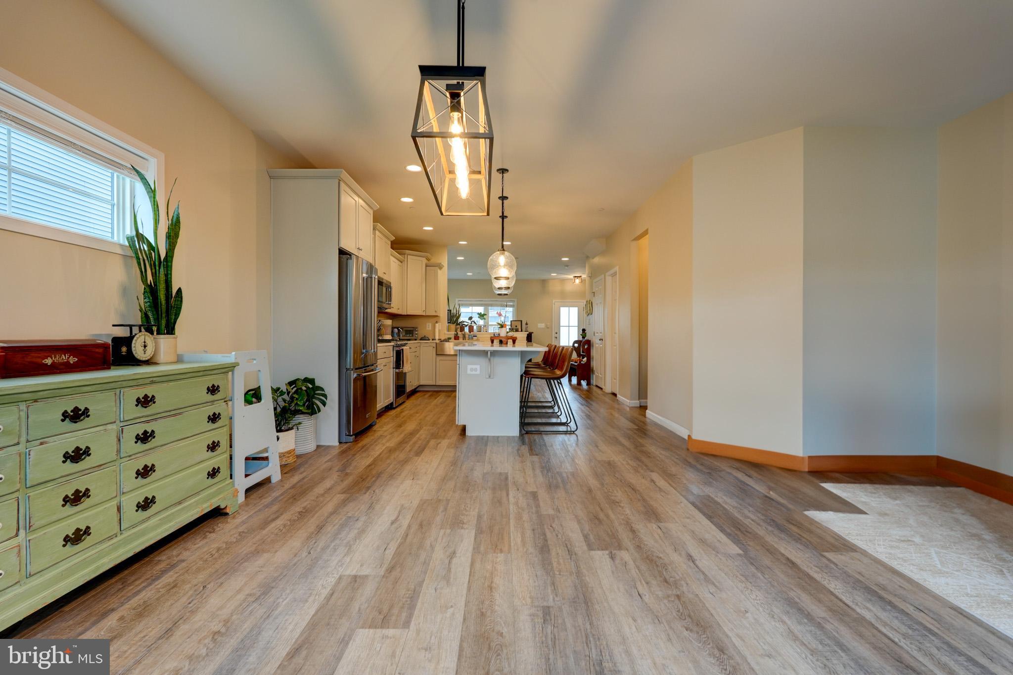 1309 PEDIGREE STREET