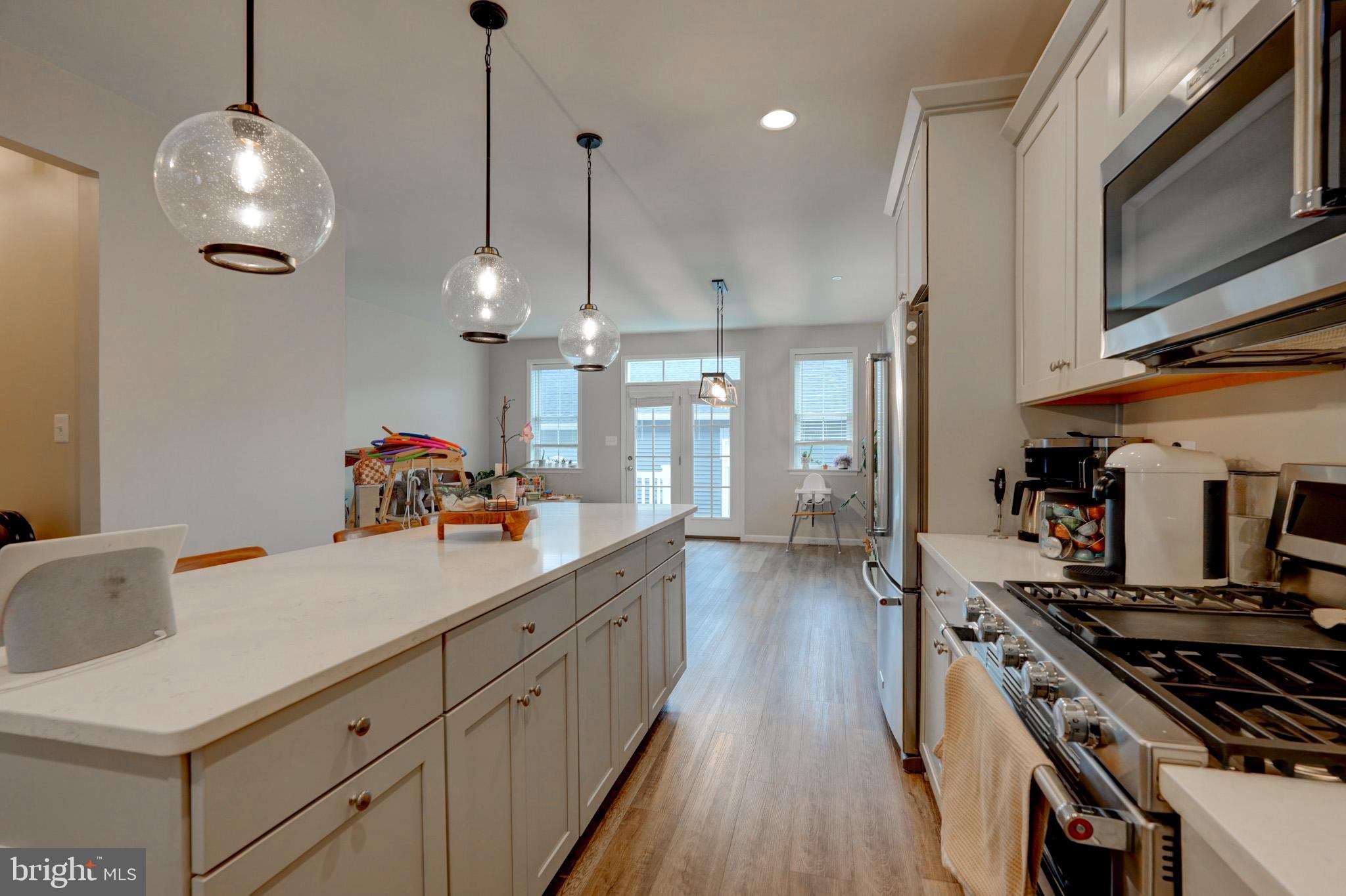 1309 PEDIGREE STREET