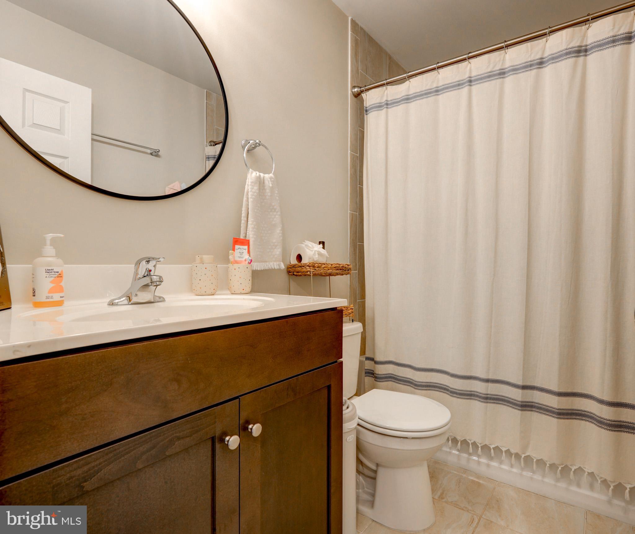 1309 PEDIGREE STREET