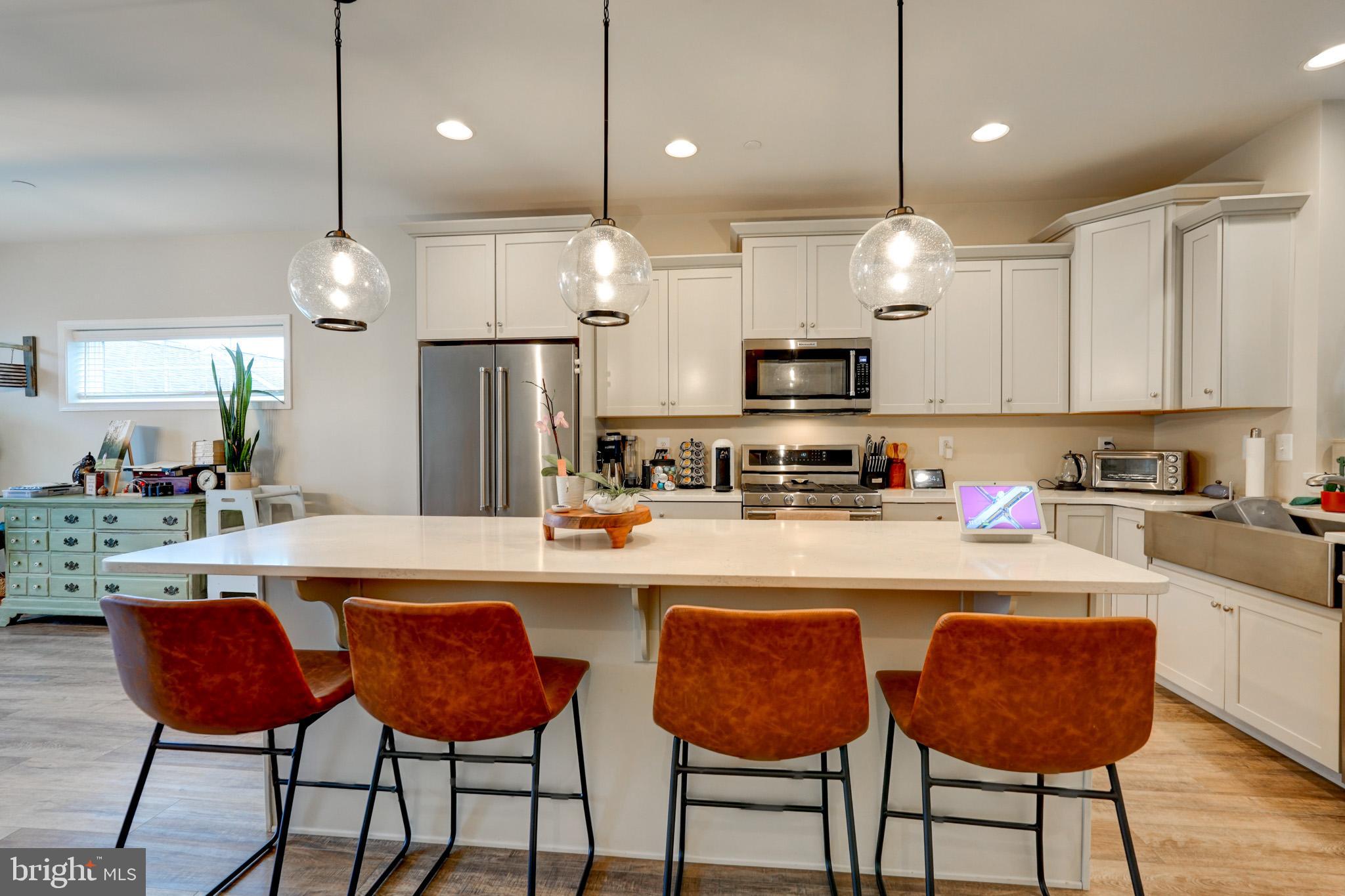 1309 PEDIGREE STREET